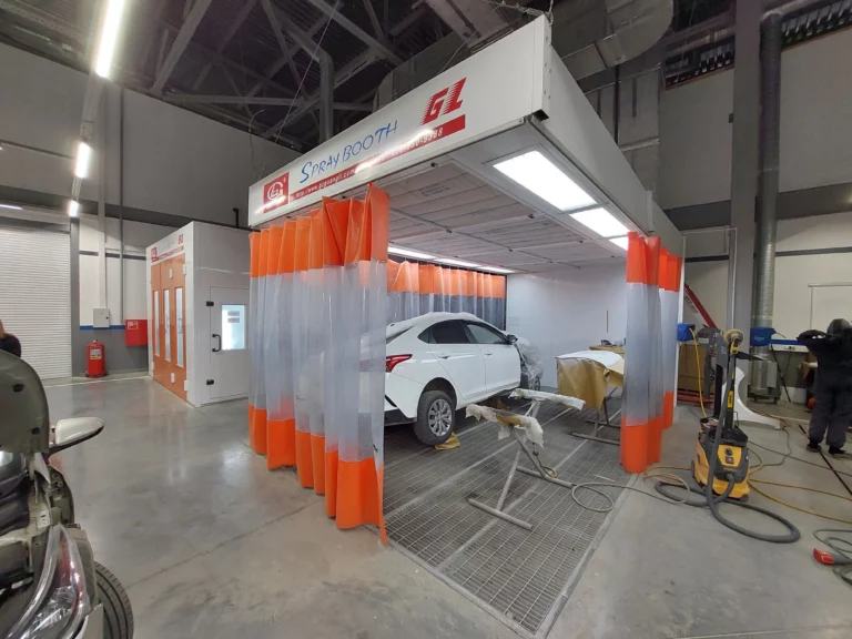 Автомобиль на посту подготовки к окраске Guangli