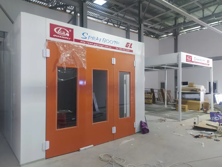 Окрасочно-сушильная камера Guangli GL3 в дилерском центре «Сильвер», Челябинск